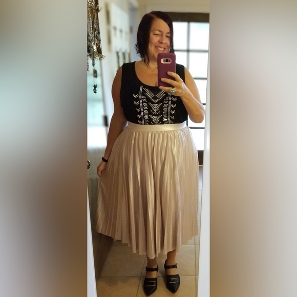 City Chic Black Embellished Sleeveless Tunic Tank Top - Picture 2 of 4